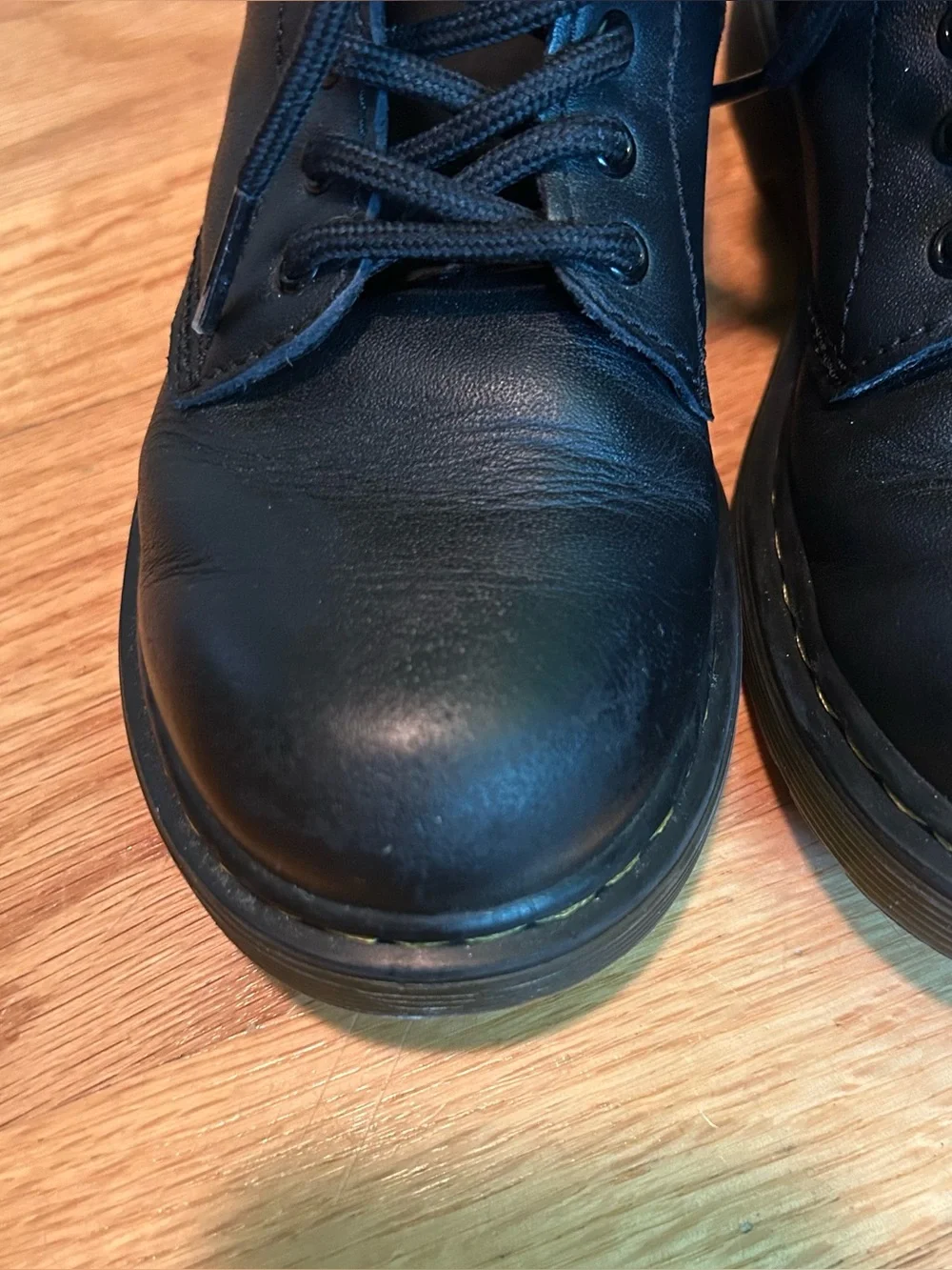 Kids Dr. Martens Boots Size 1